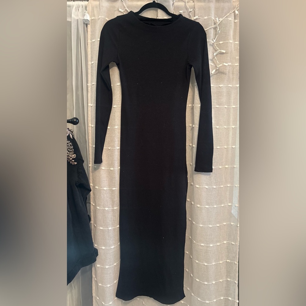 Vici Ribbed Black Long Sleeve Dress with Slit